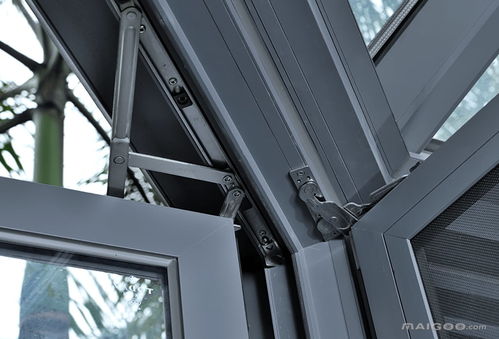 铝合金门窗产品细节图欣赏 聚焦钢结构件的精湛工艺