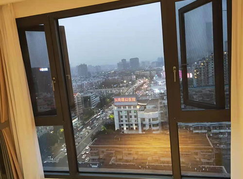 福州奥莱斯门窗 定制高端折叠门，品质生活的守护者